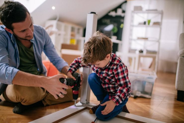 Bricoler avec papa c’est fun